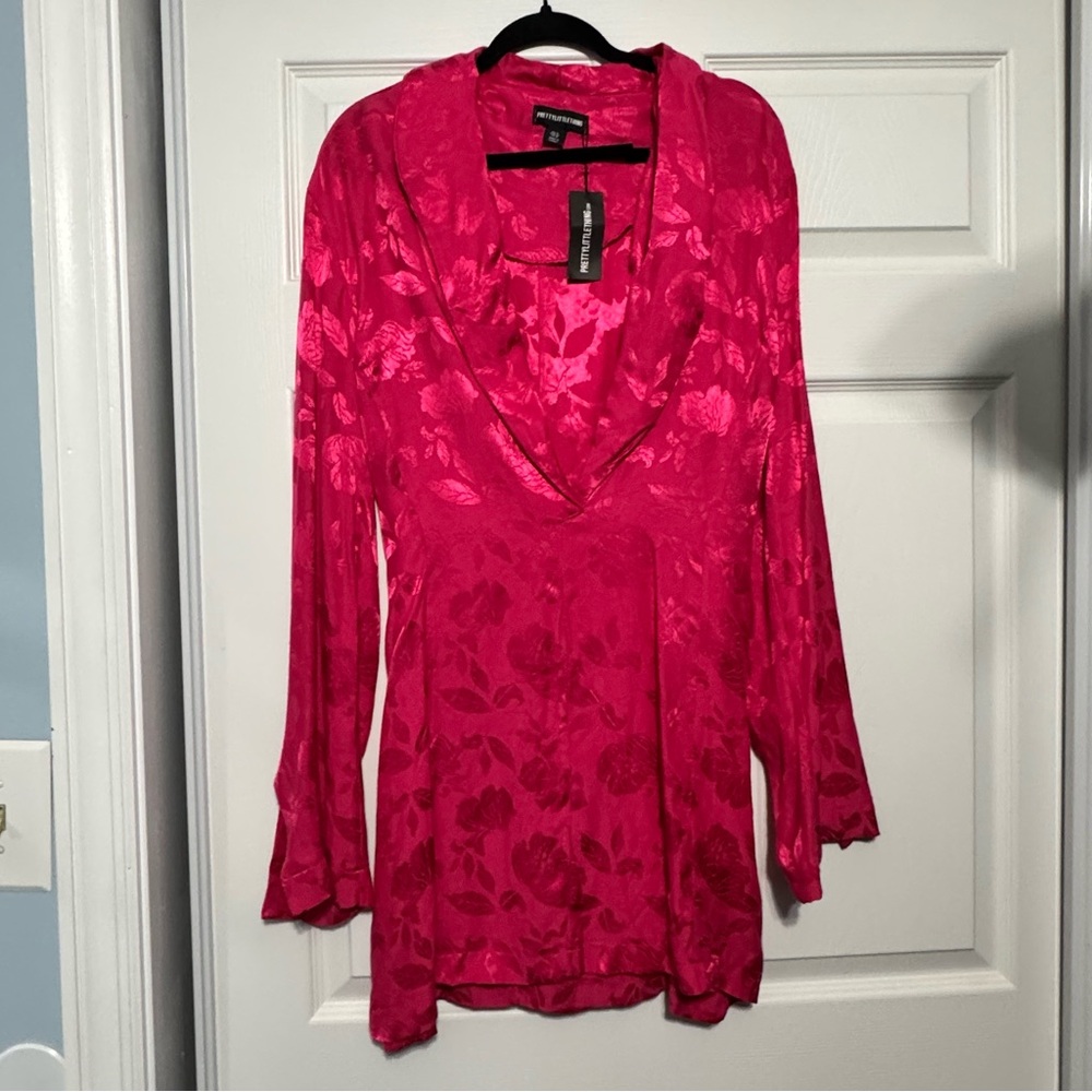 Pretty Little Thing Pink Print Plunge Front Twist Blazer Dress Size 10 NWT